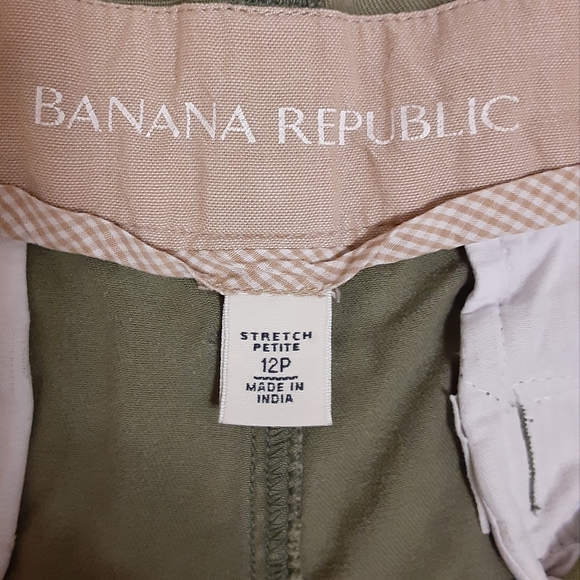 Banana Republic shorts - Picture 6 of 9